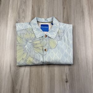 Tommy Bahama Hawaiian Aloha Large Shirt Flower Leaves Tropical 100% Silk